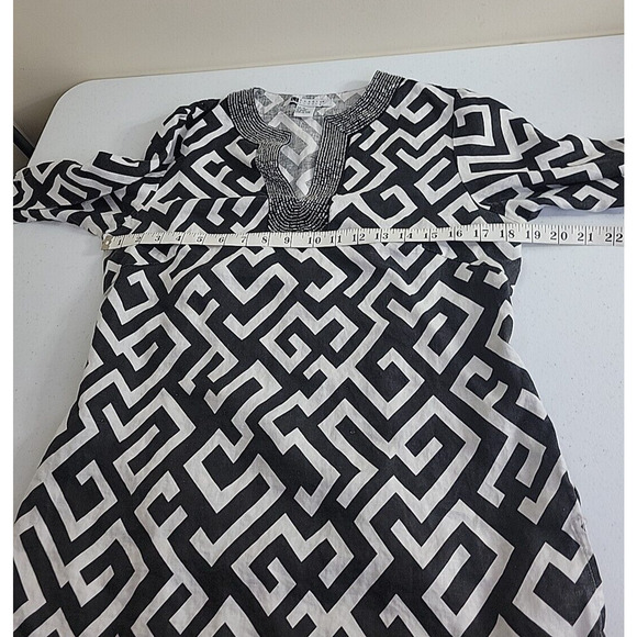 Carole Little Black Embellished Split Neck Linen 3/4 Sleeve Top Womens Sz Medium - Picture 4 of 10